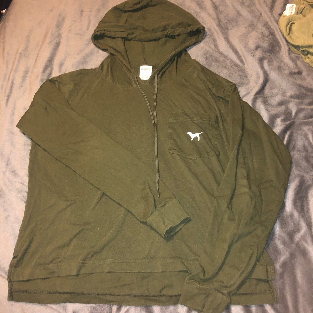 Army green, long sleeve, crop top.